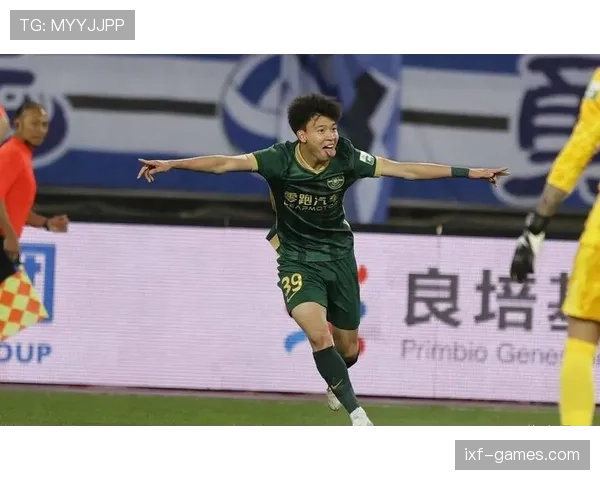 德甲豪门引援策略曝光：新星加盟为球队未来注入活力