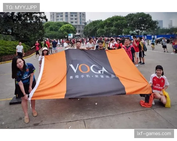 卡卡状态回暖重现巅峰风采,足球大师赛引爆全场欢呼 卡卡状态回暖重现巅峰风采,足球大师赛引爆全场欢呼